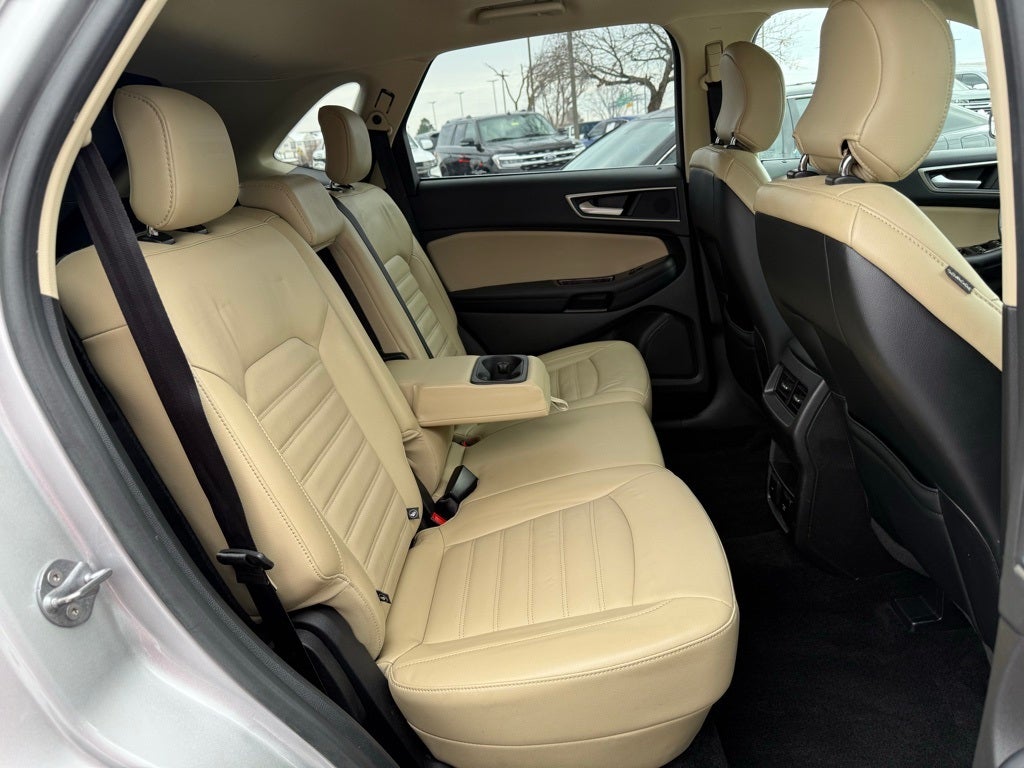 2018 Ford Edge SEL **WOW** MUST SEE