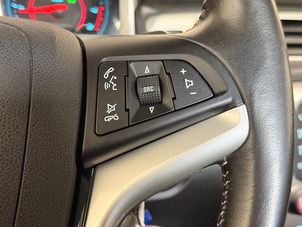 2015 Chevrolet Camaro 1LT LOW MILES