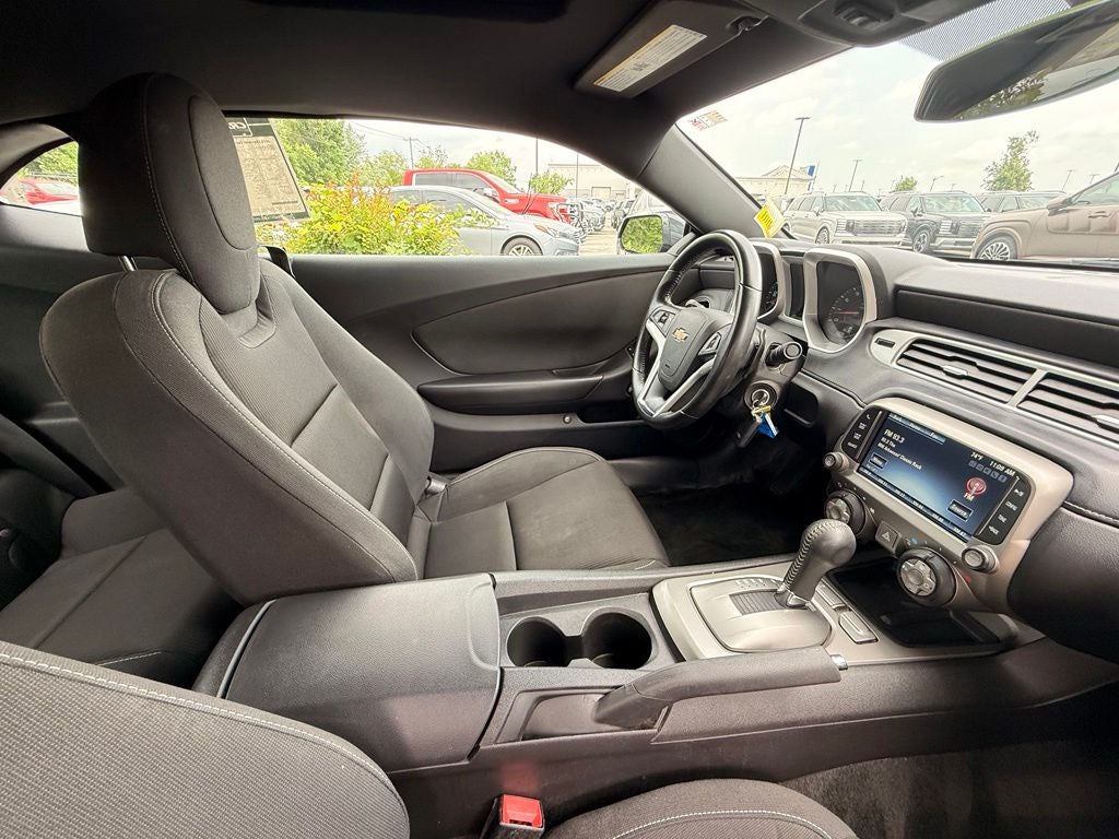 2015 Chevrolet Camaro 1LT LOW MILES