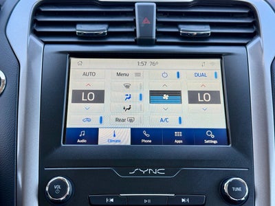 2020 Ford Fusion SE - SUNROOF