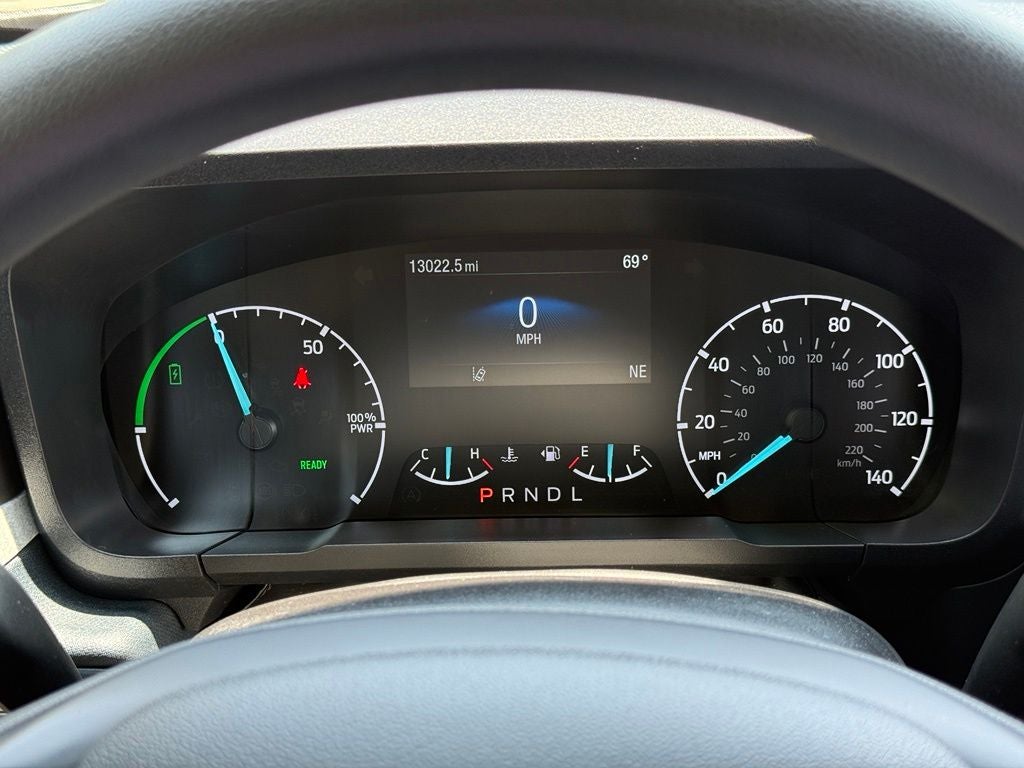 2022 Ford Maverick XLT LOW MILES