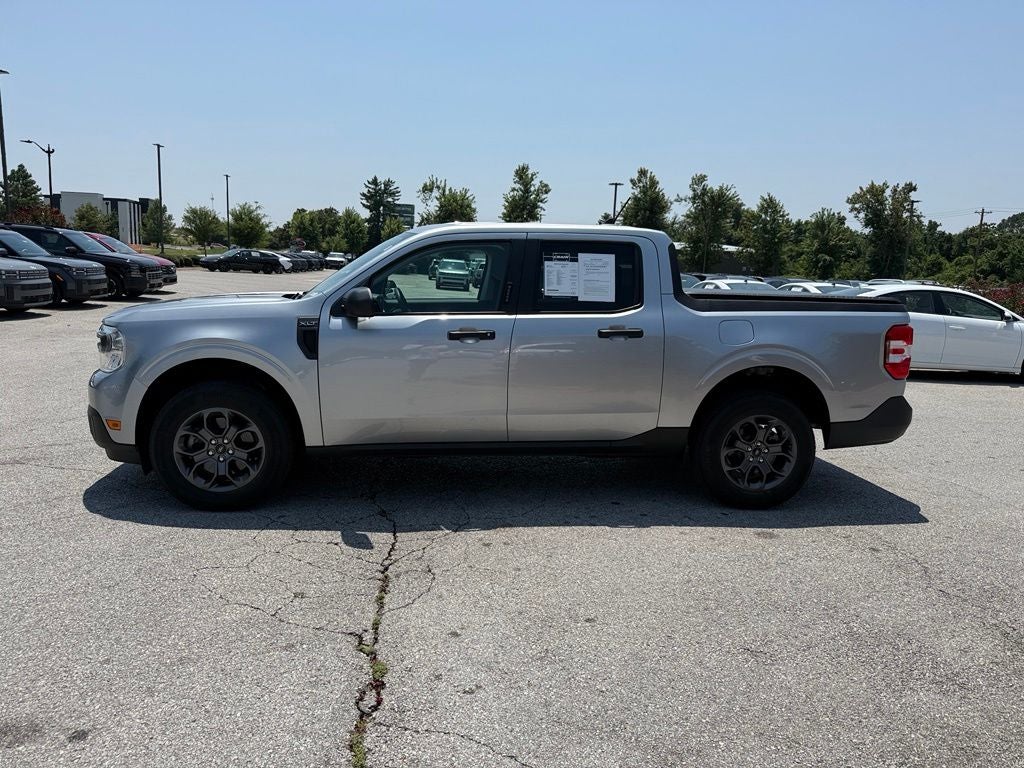 2022 Ford Maverick XLT LOW MILES
