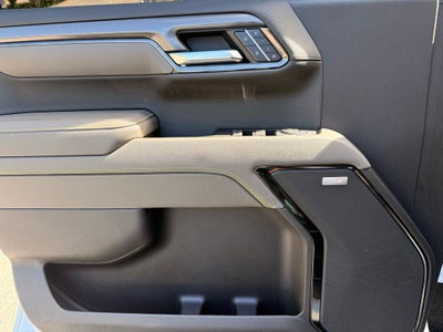 2023 Chevrolet Silverado 1500 ZR2 LEVELED