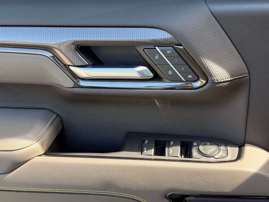 2023 Chevrolet Silverado 1500 ZR2 LEVELED