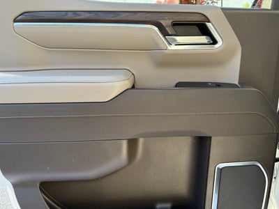 2023 GMC Sierra 1500 SLT BOSE / V8 / 1-OWNER CARFAX