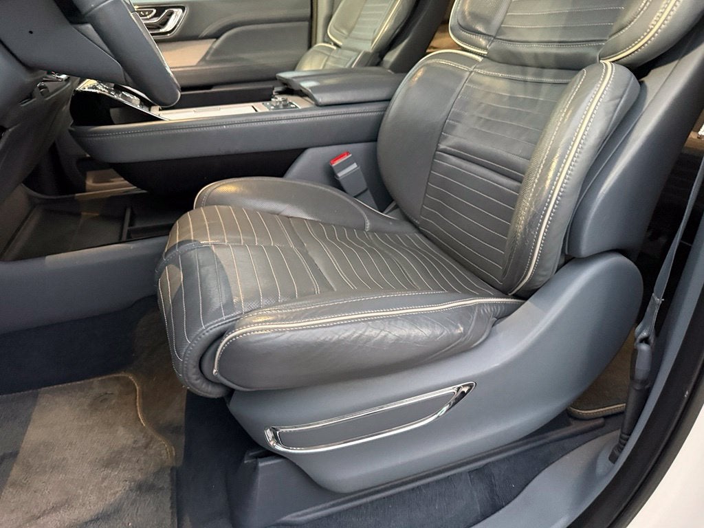 2019 Lincoln Navigator L Black Label - $103,555 MSRP / 4WD / PANORAMIC SUNROOF