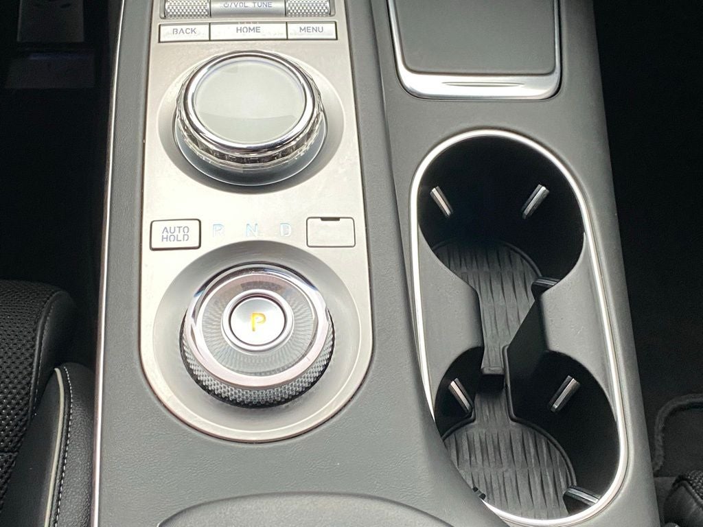 2025 Genesis GV70 2.5T