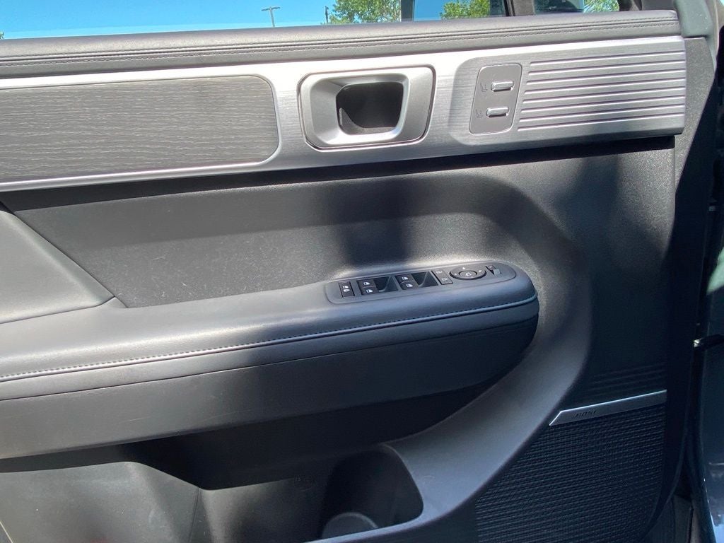 2024 Hyundai Santa Fe Limited LOW MILES