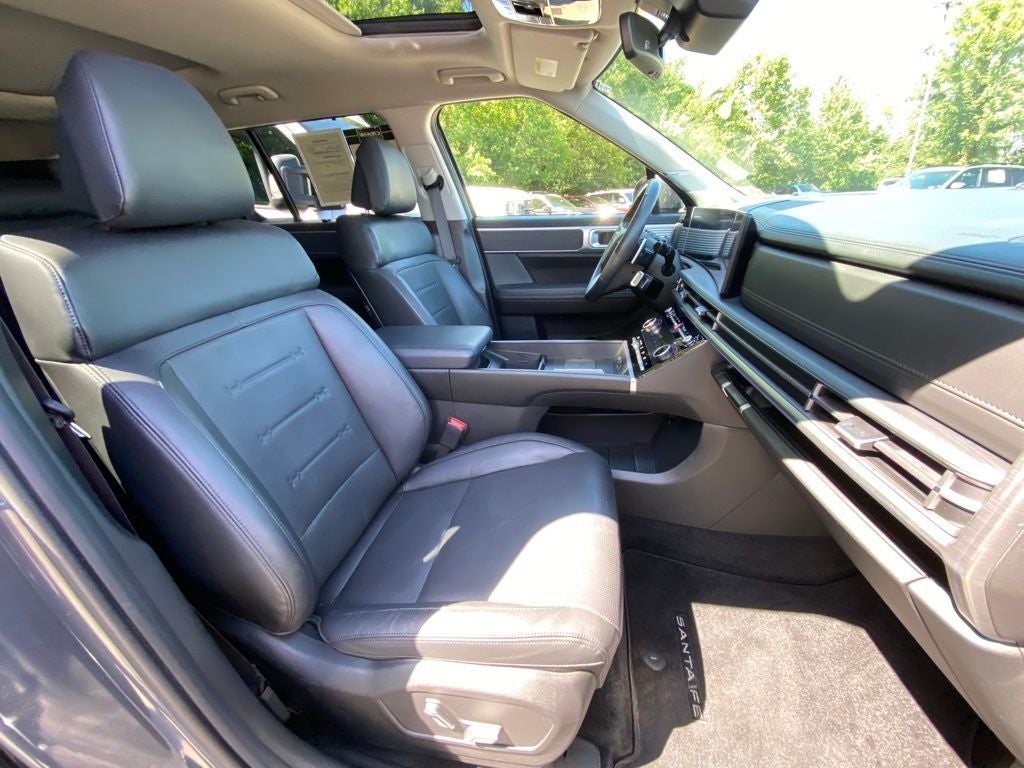 2024 Hyundai Santa Fe Limited LOW MILES
