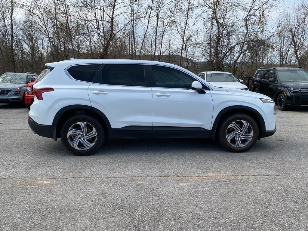 2022 Hyundai Santa Fe SE
