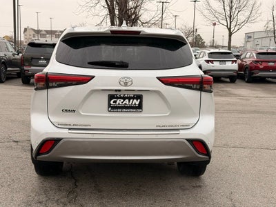 2022 Toyota Highlander Platinum