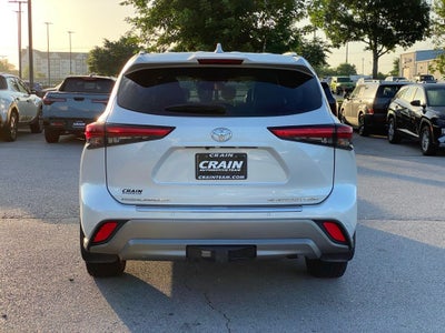 2022 Toyota Highlander Platinum