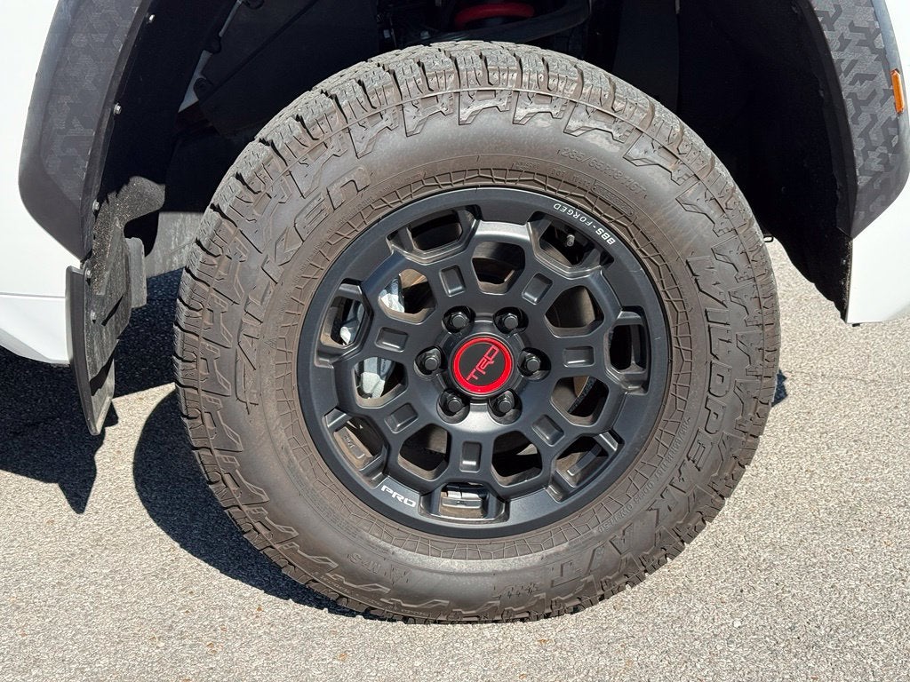 2023 Toyota Tundra Hybrid TRD Pro - 4WD / PANORAMIC SUNROOF