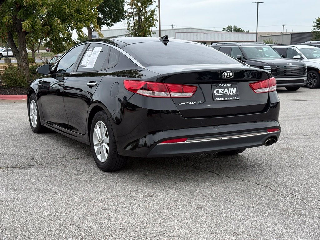 2017 Kia Optima LX - CLEAN CARFAX / ONE OWNER