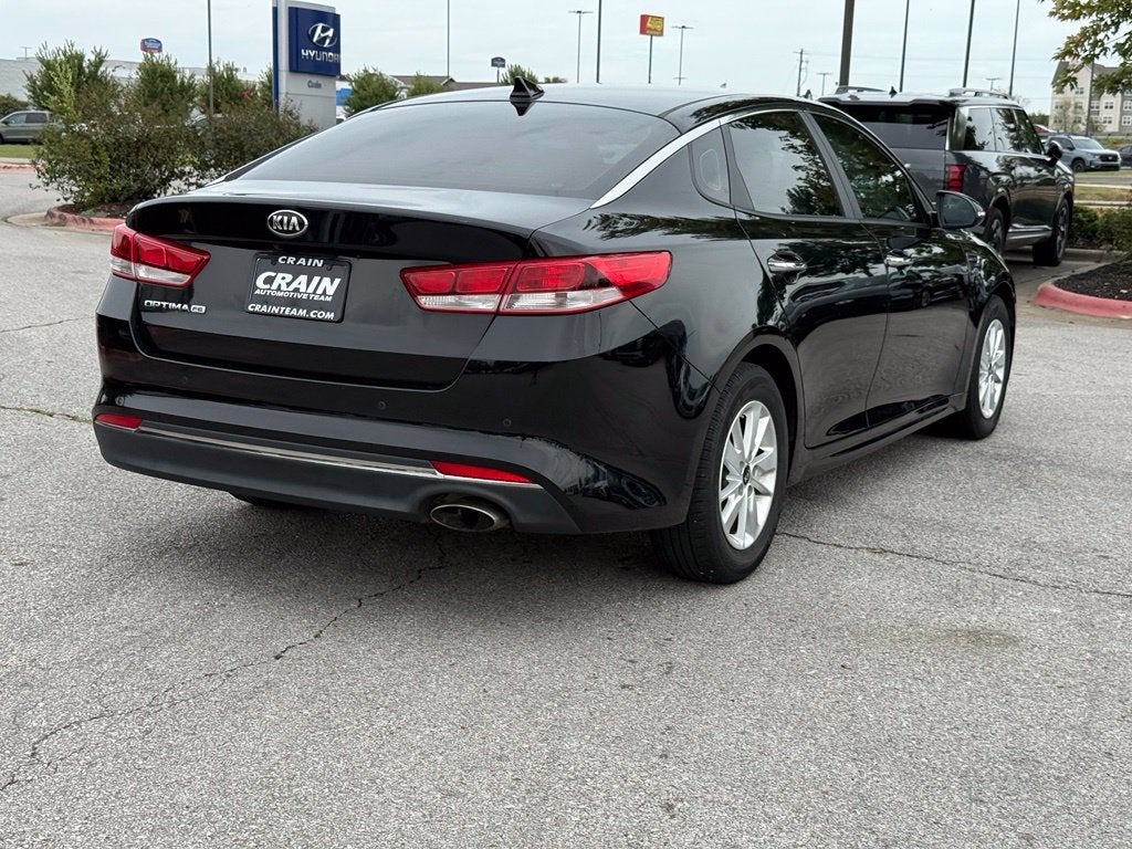 2017 Kia Optima LX - CLEAN CARFAX / ONE OWNER