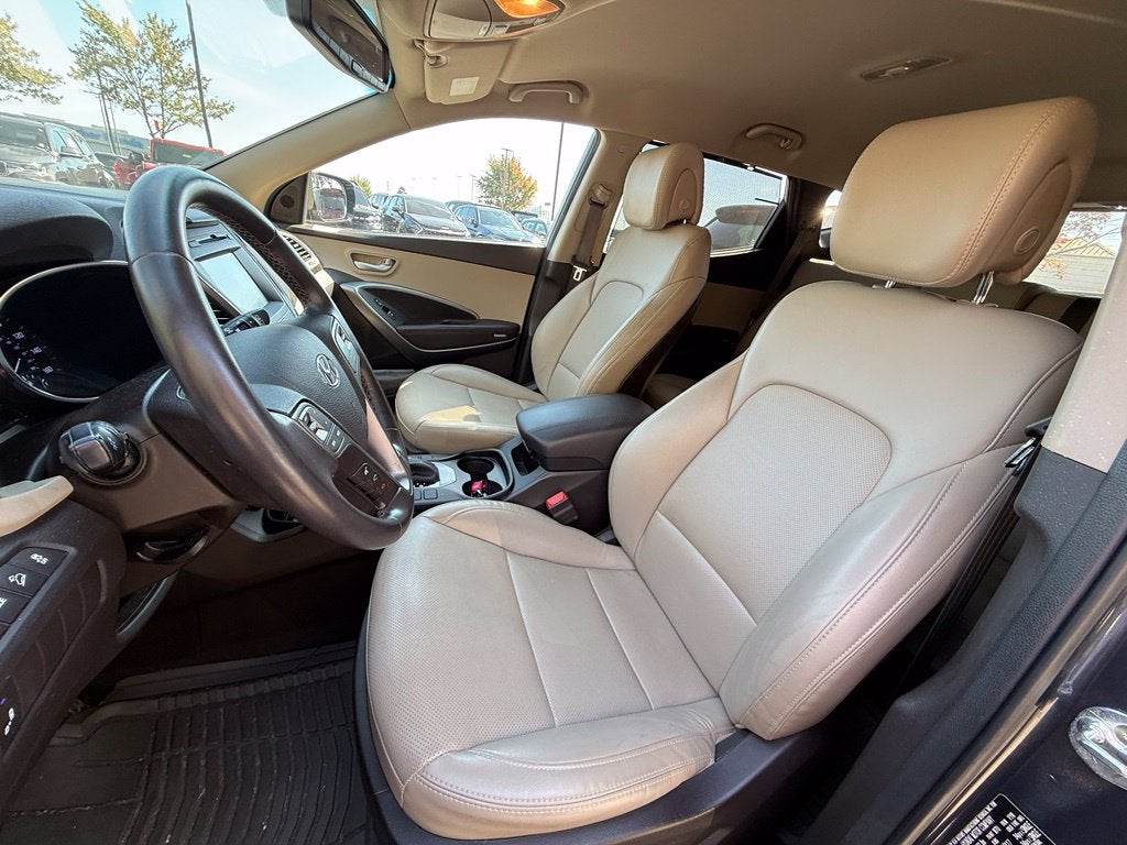 2017 Hyundai Santa Fe Sport 2.4 Base - LEATHER / CLEAN CARFAX / ONE OWNER