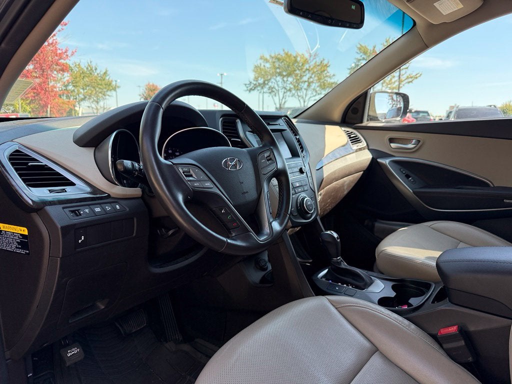 2017 Hyundai Santa Fe Sport 2.4 Base - LEATHER / CLEAN CARFAX / ONE OWNER