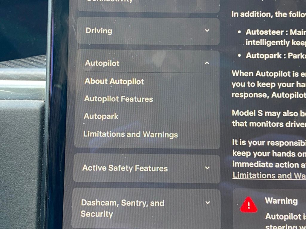2022 Tesla Model S Plaid