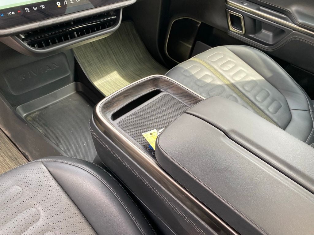 2022 Rivian R1T Adventure