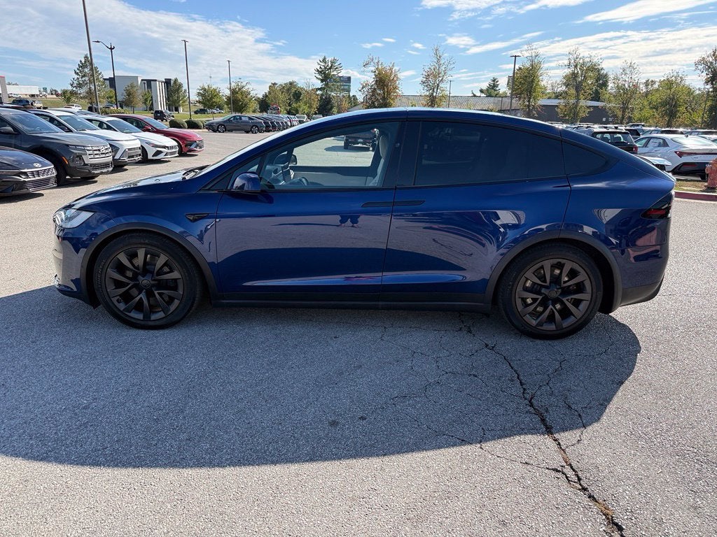 2022 Tesla Model X Base - AWD / 3RD ROW / CLEAN CARFAX