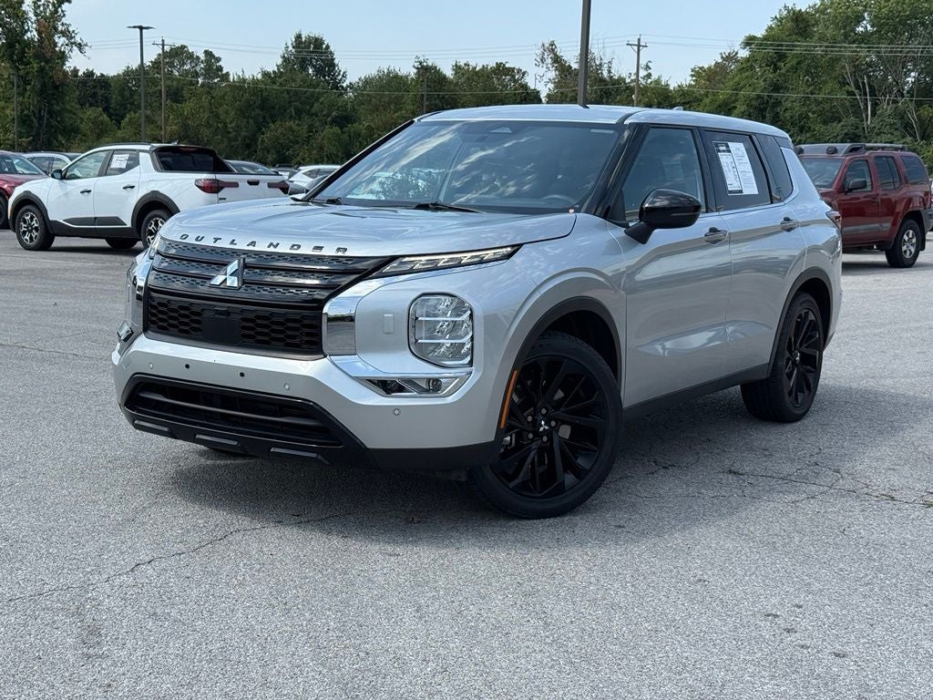 2022 Mitsubishi Outlander Black Edition