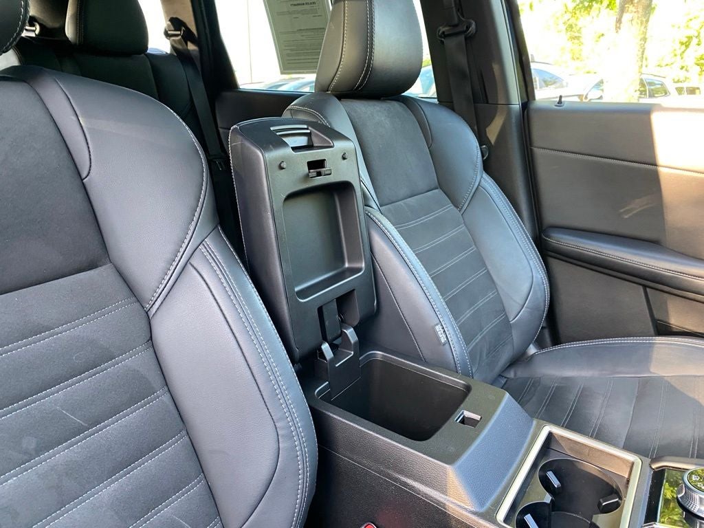 2022 Mitsubishi Outlander SE LOW MILES