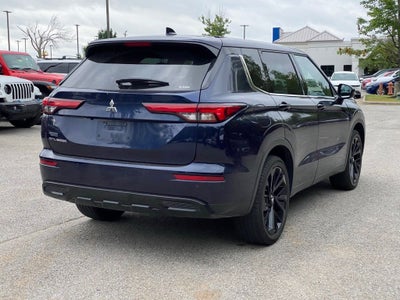 2022 Mitsubishi Outlander SE