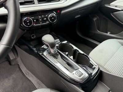 2025 Chevrolet Trax LT CLEAN CARFAX