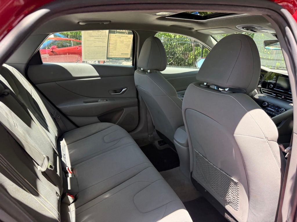 2022 Hyundai Elantra SEL