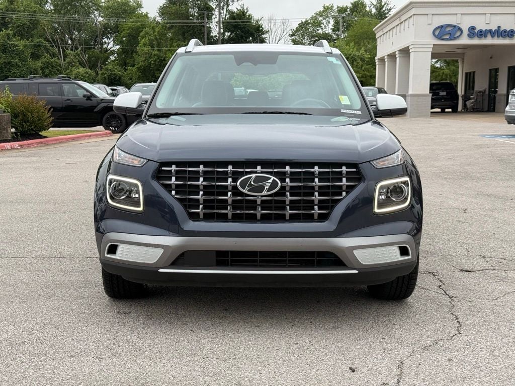 2023 Hyundai Venue Limited ONE OWNER CLEAN CARFAX