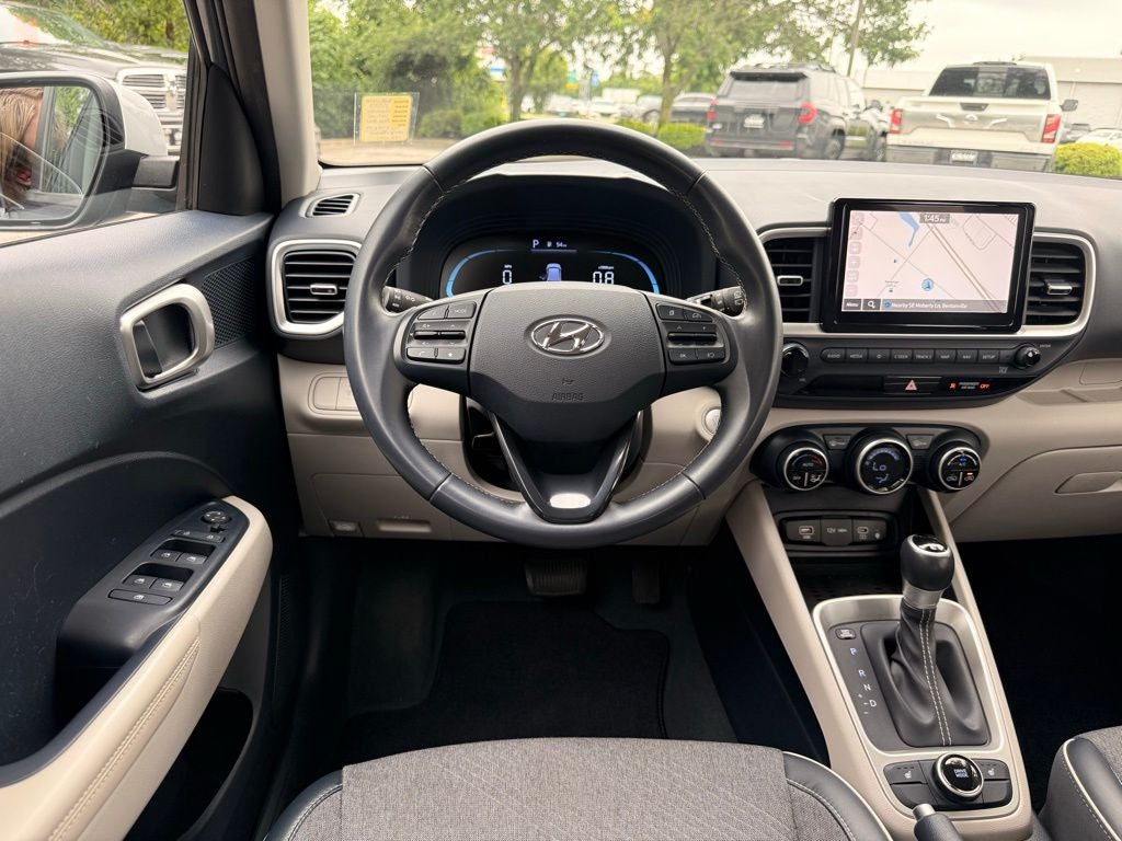2023 Hyundai Venue Limited ONE OWNER CLEAN CARFAX