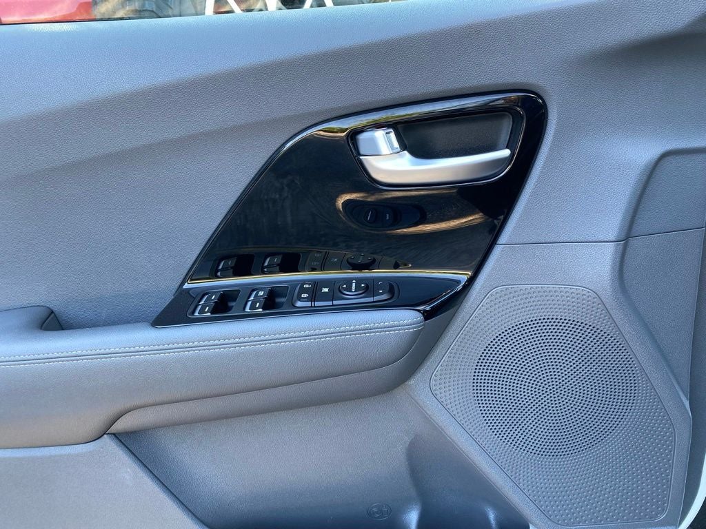 2022 Kia Niro LXS