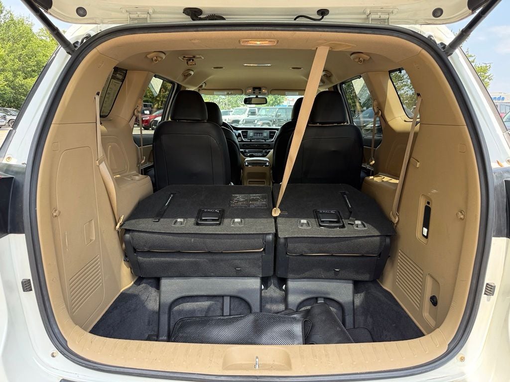 2016 Kia Sedona EX