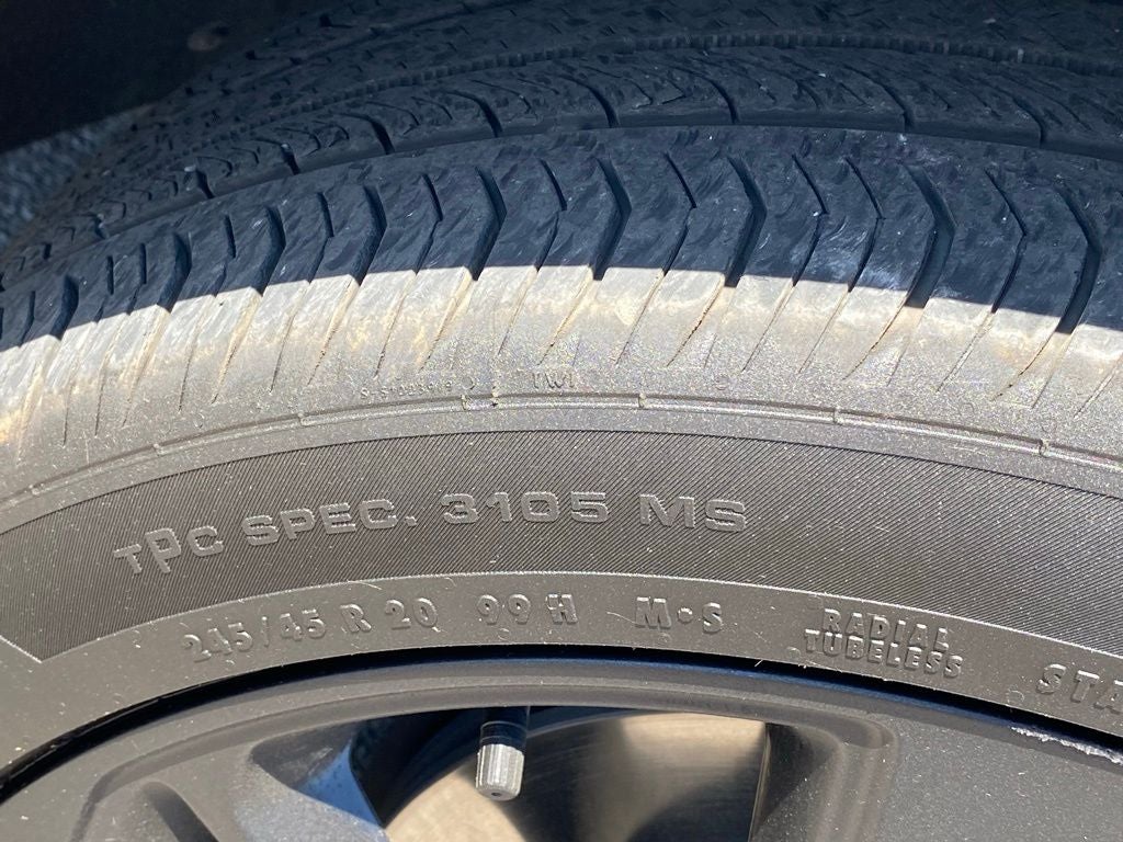 2023 Buick Envision Preferred 1 OWNER / CLEAN CARFAX / AWD