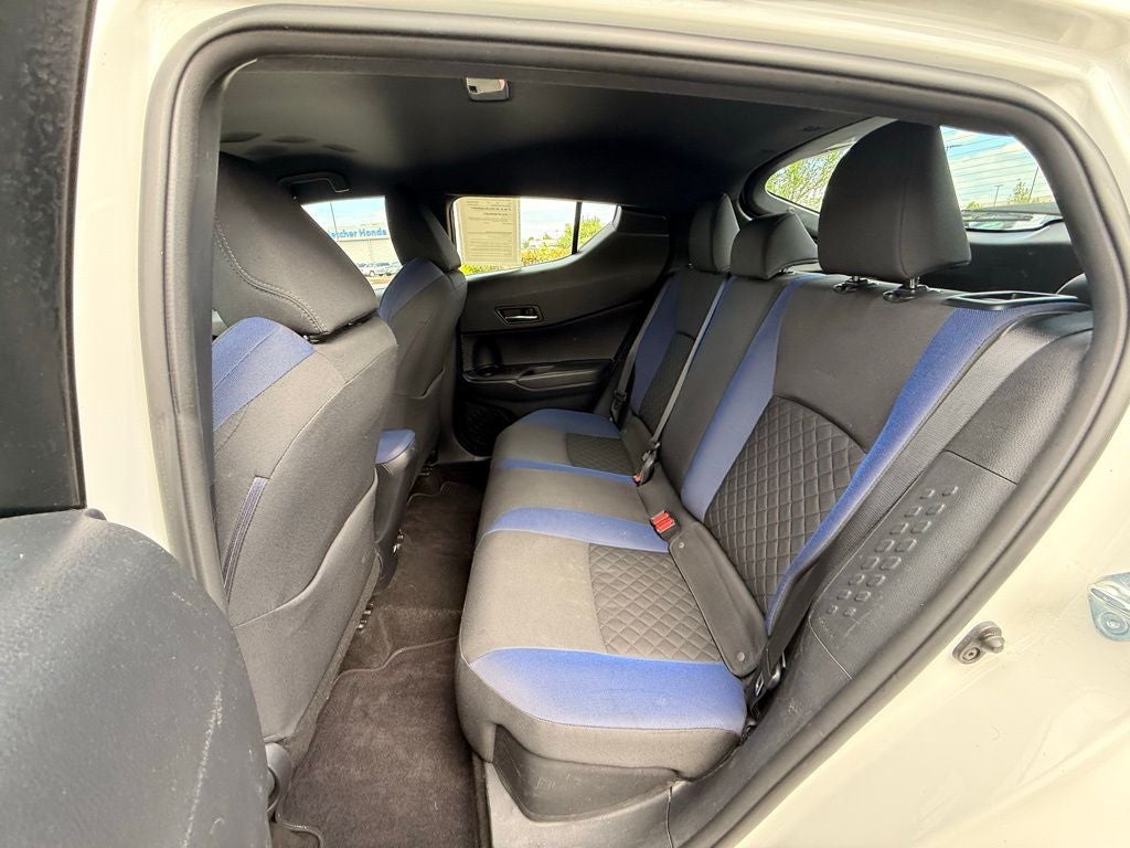 2021 Toyota C-HR XLE POWER LIFTGATE