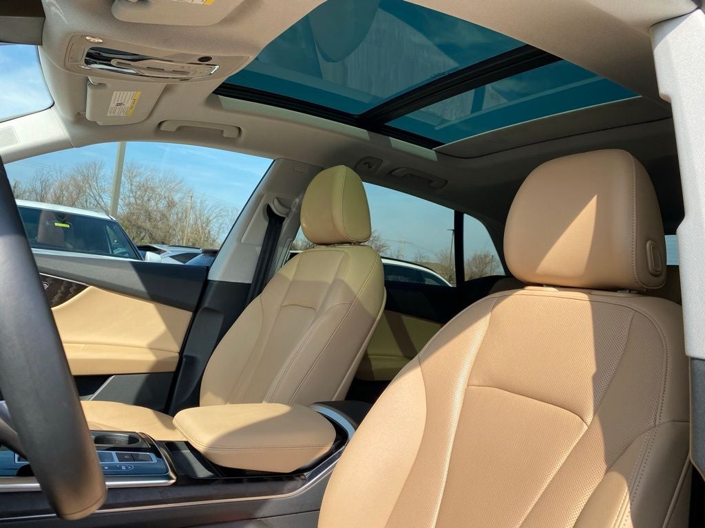 2022 Audi Q8 55 Premium Plus quattro