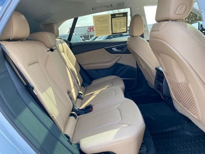 2022 Audi Q8 55 Premium Plus quattro