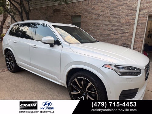2022 Volvo XC90 T6 Momentum - AWD / PANORAMIC SUNROOF / ONE OWNER