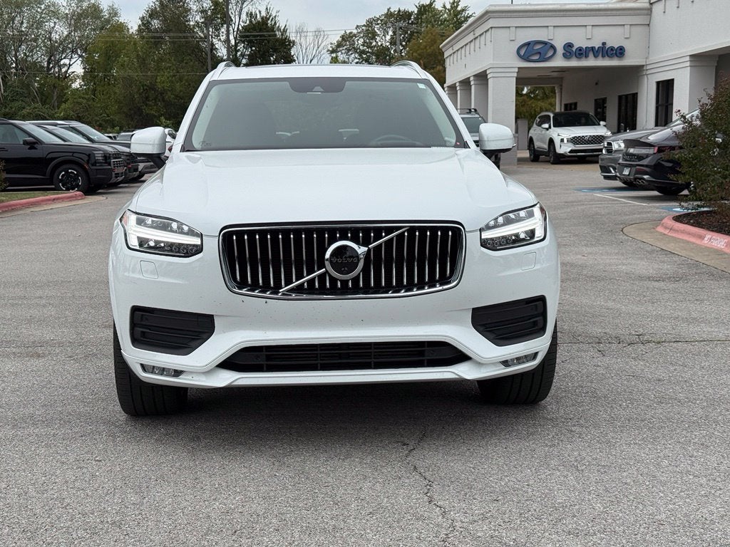 2022 Volvo XC90 T6 Momentum - AWD / PANORAMIC SUNROOF / ONE OWNER