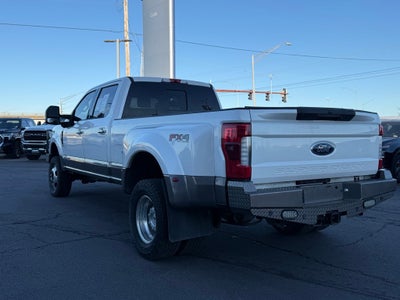2018 Ford F-350SD Lariat Hard loaded!!