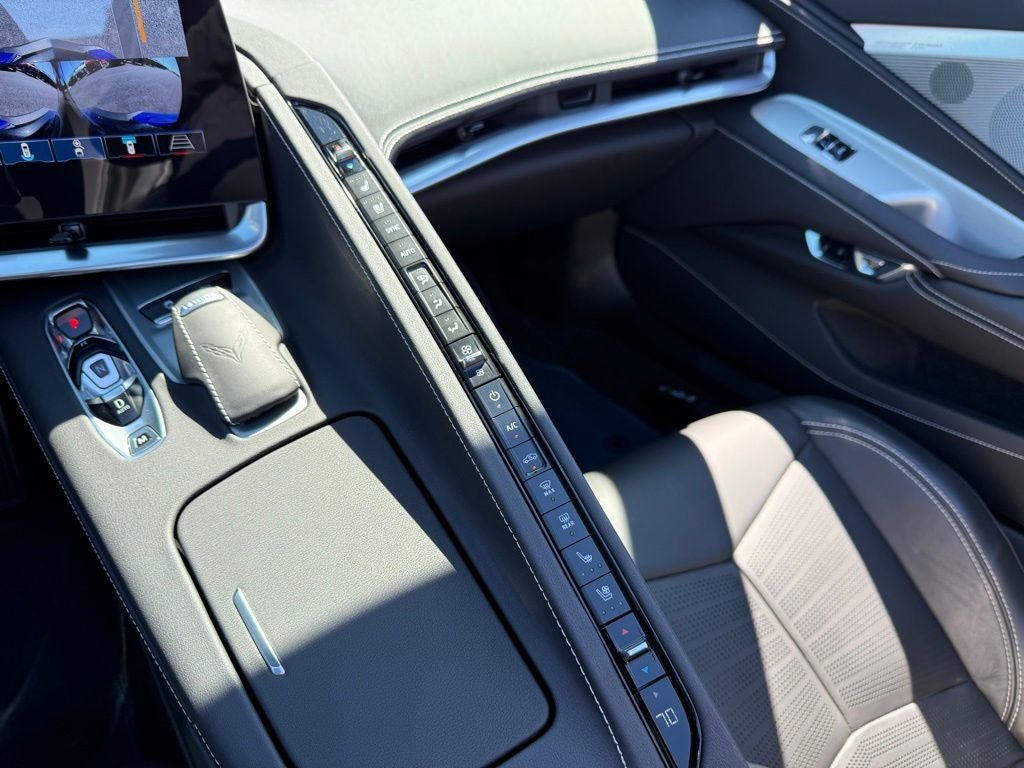 2025 Chevrolet Corvette Stingray 2LT