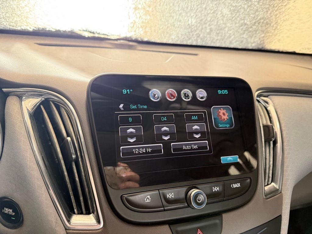 2017 Chevrolet Malibu LT 1LT