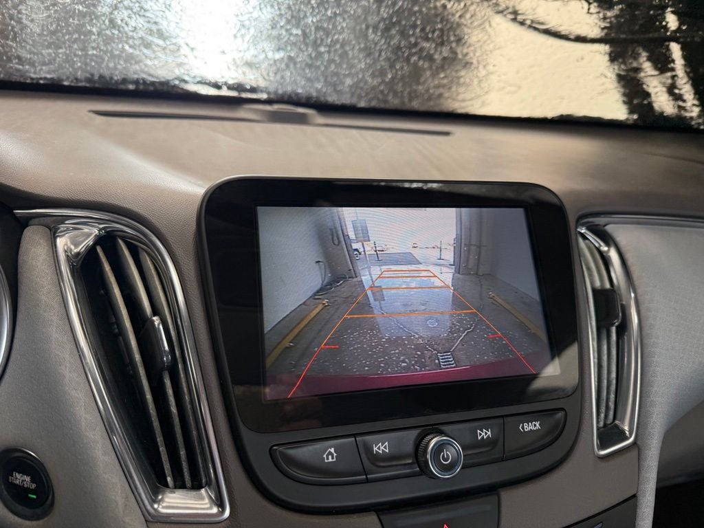2017 Chevrolet Malibu LT 1LT