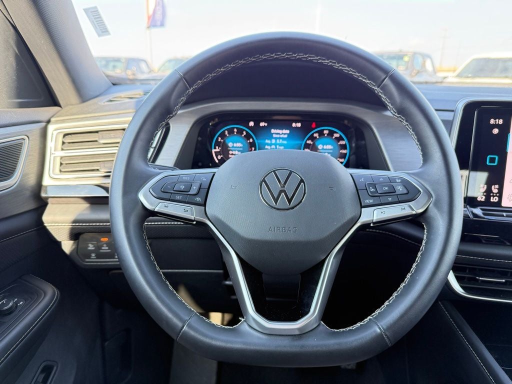 2025 Volkswagen Atlas Cross Sport 2.0T SE w/Technology