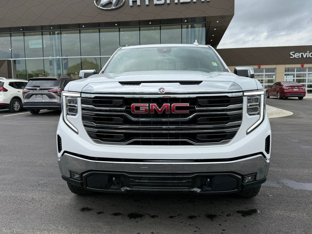2025 GMC Sierra 1500 SLT