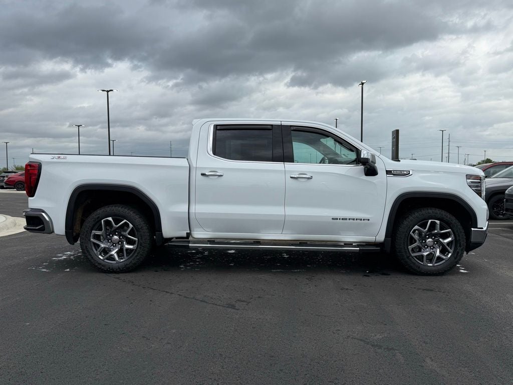 2025 GMC Sierra 1500 SLT