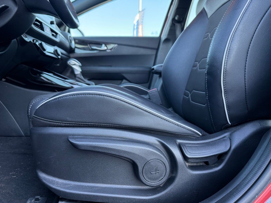 2023 Kia Forte GT-Line TECH PACKAGE