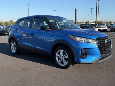2025 Nissan Kicks Play S