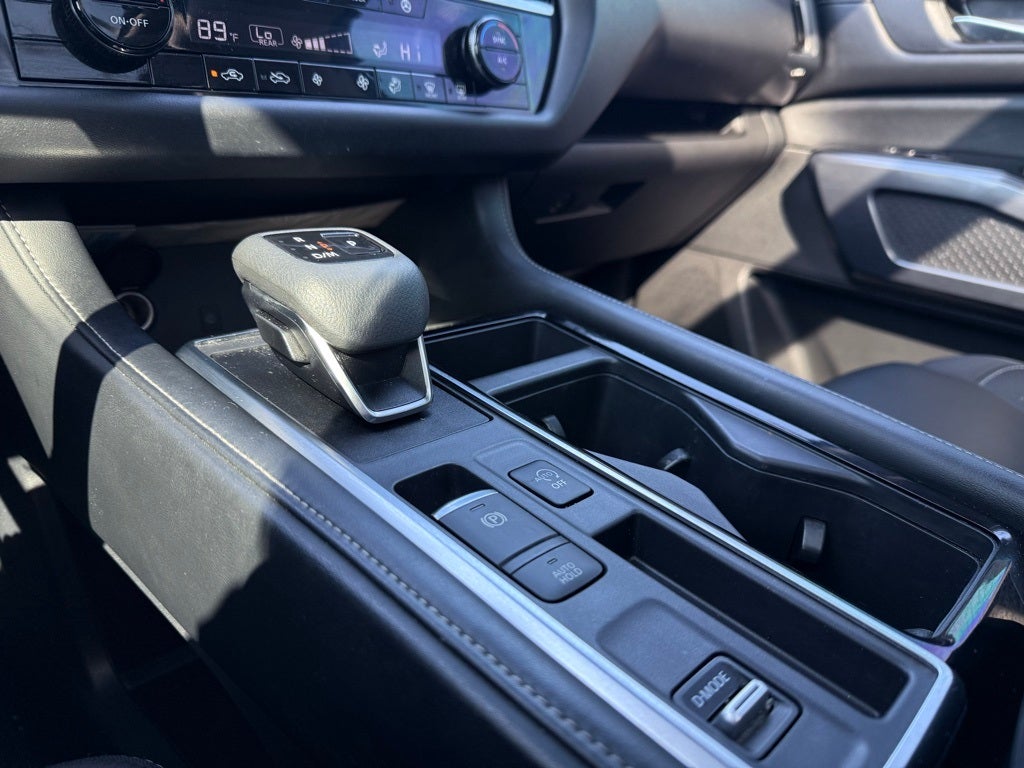 2023 Nissan Pathfinder SL PREMIUM PACKAGE