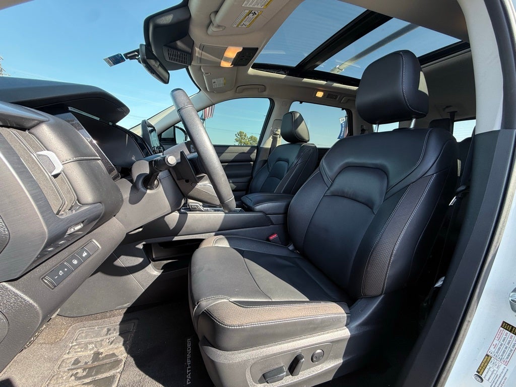 2023 Nissan Pathfinder SL PREMIUM PACKAGE